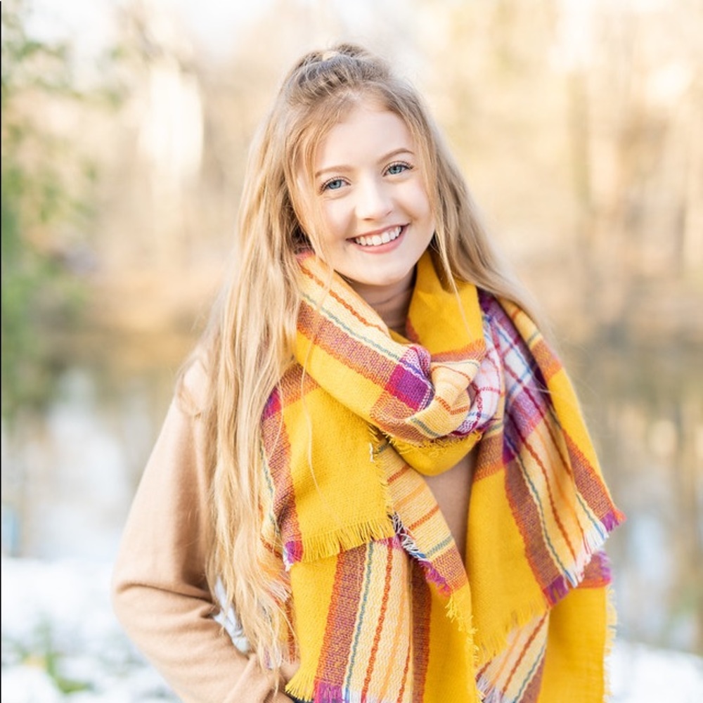 Meet your Posher, Ashley